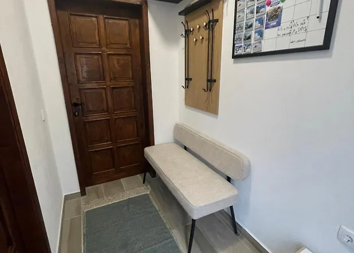 Cilibar Stara Planina * Crni Vrh